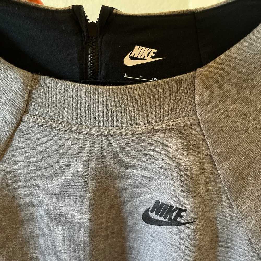 women’s nike dress size s - image 7