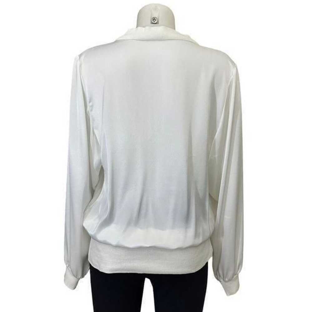 OLEG CASSINI Vintage White Satin V neck Ribbed Tr… - image 5