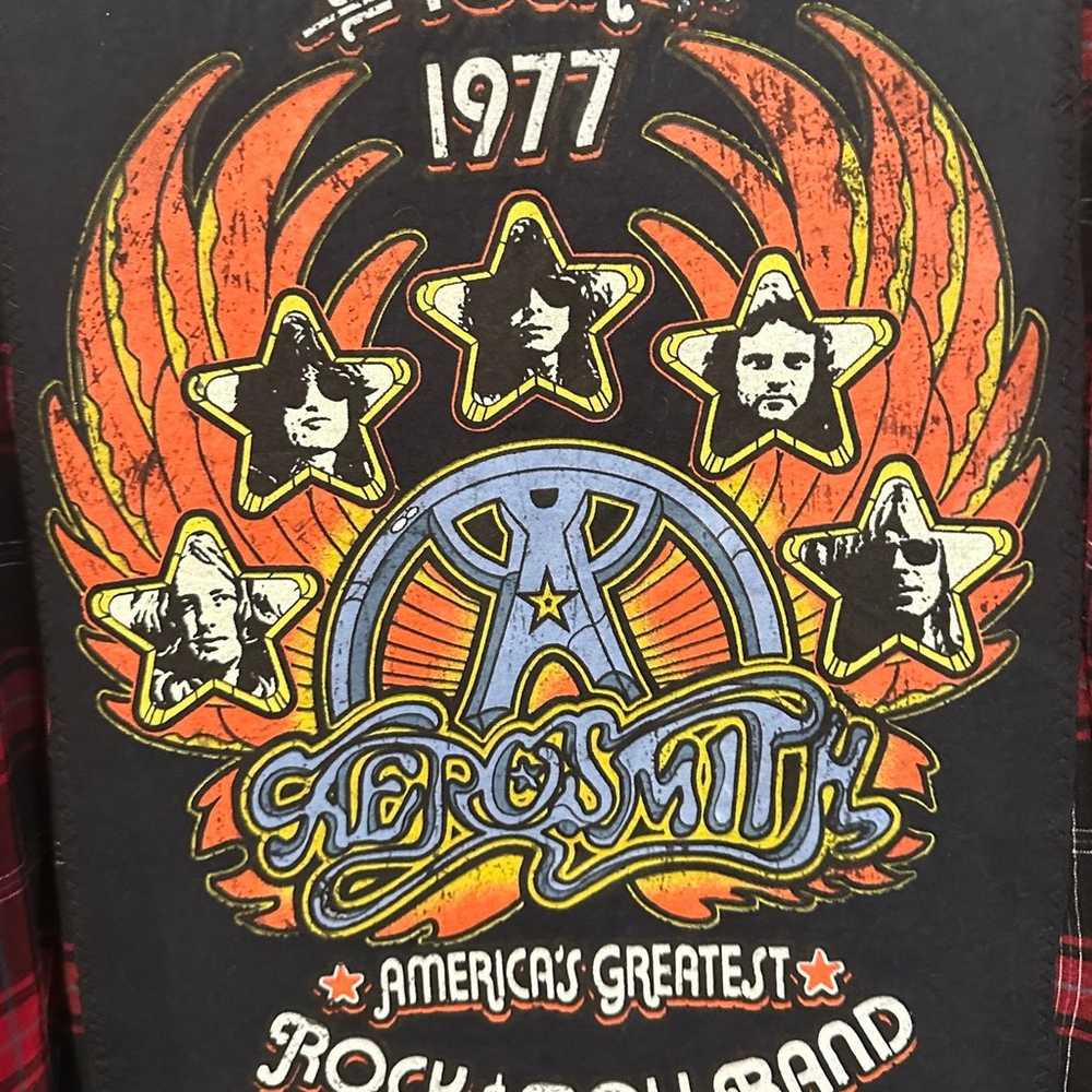 AEROSMITH 1977 n band graphic tshirt Upcycled fla… - image 2