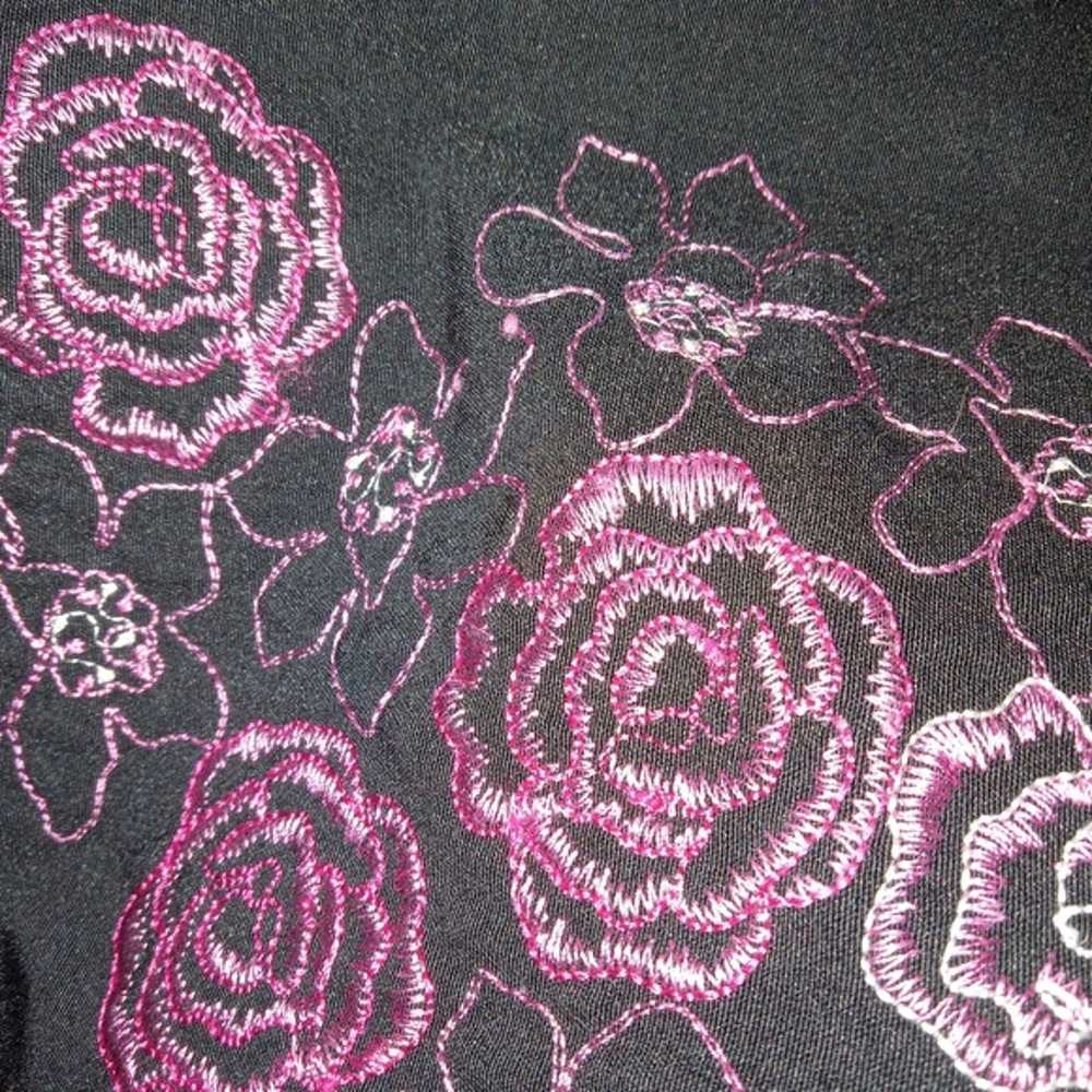 Torrid Black Pink Ribbon Embroidered Knee Length … - image 3