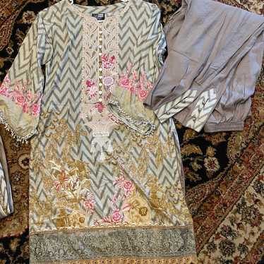 Indian pakistani dress - image 1