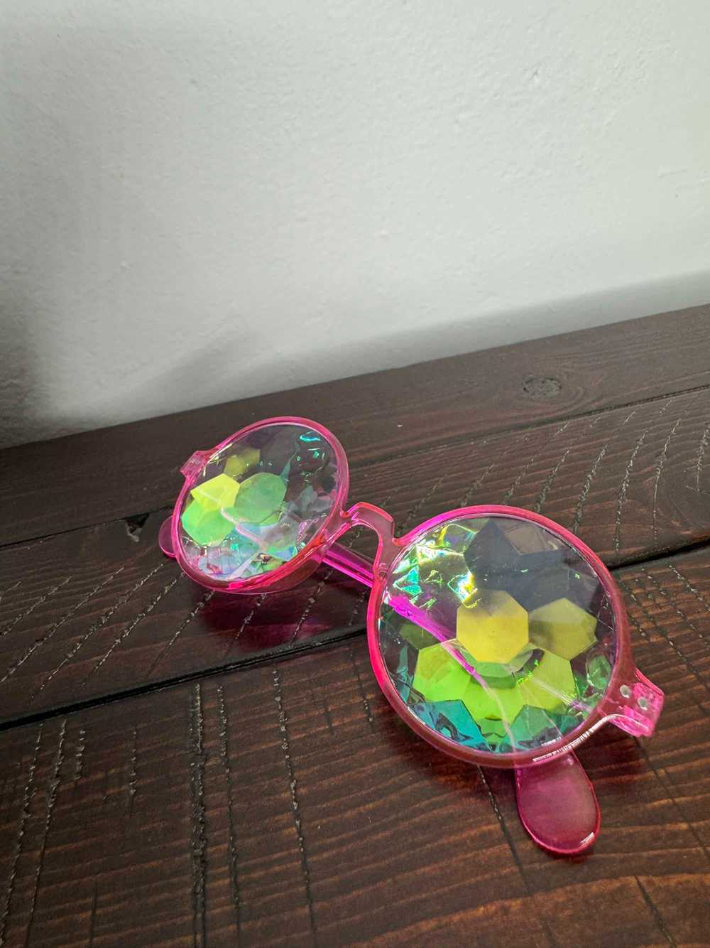 Raveival Pink Diffraction Glasses - image 3