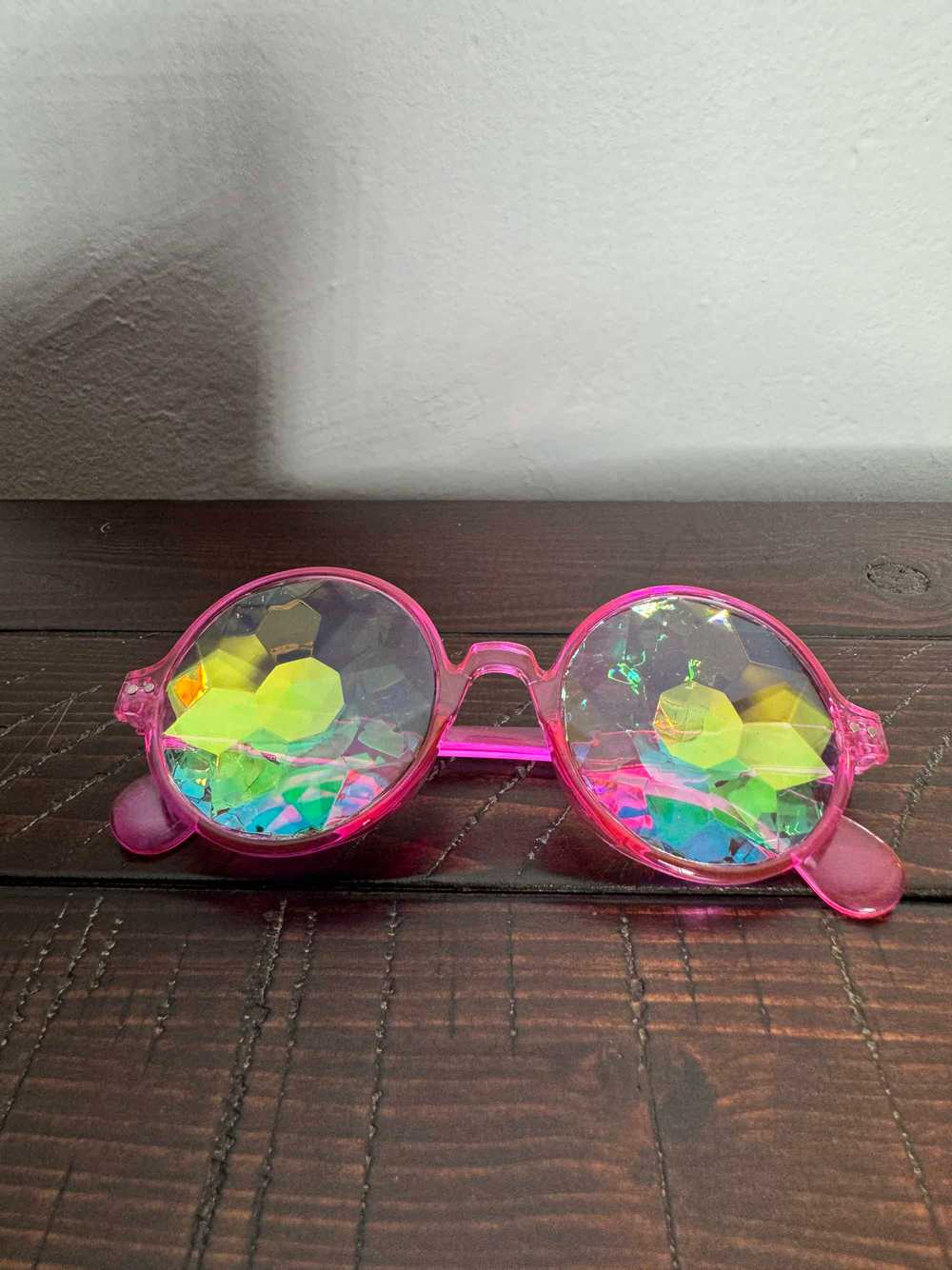 Raveival Pink Diffraction Glasses - image 4