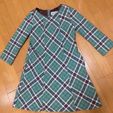 Jocomomola
Checkered, long-sleeved, knee-length dr