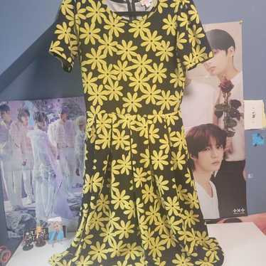 Black and Yellow Floral LuLaRoe Amelia Style Dress