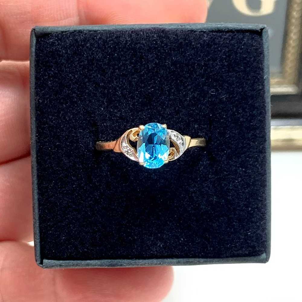 10k Solid Yellow Gold Genuine Blue Topaz & Diamon… - image 1