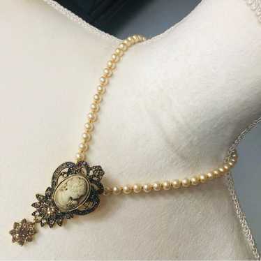 Handcrafted repurpose victorian lady cameo pendant