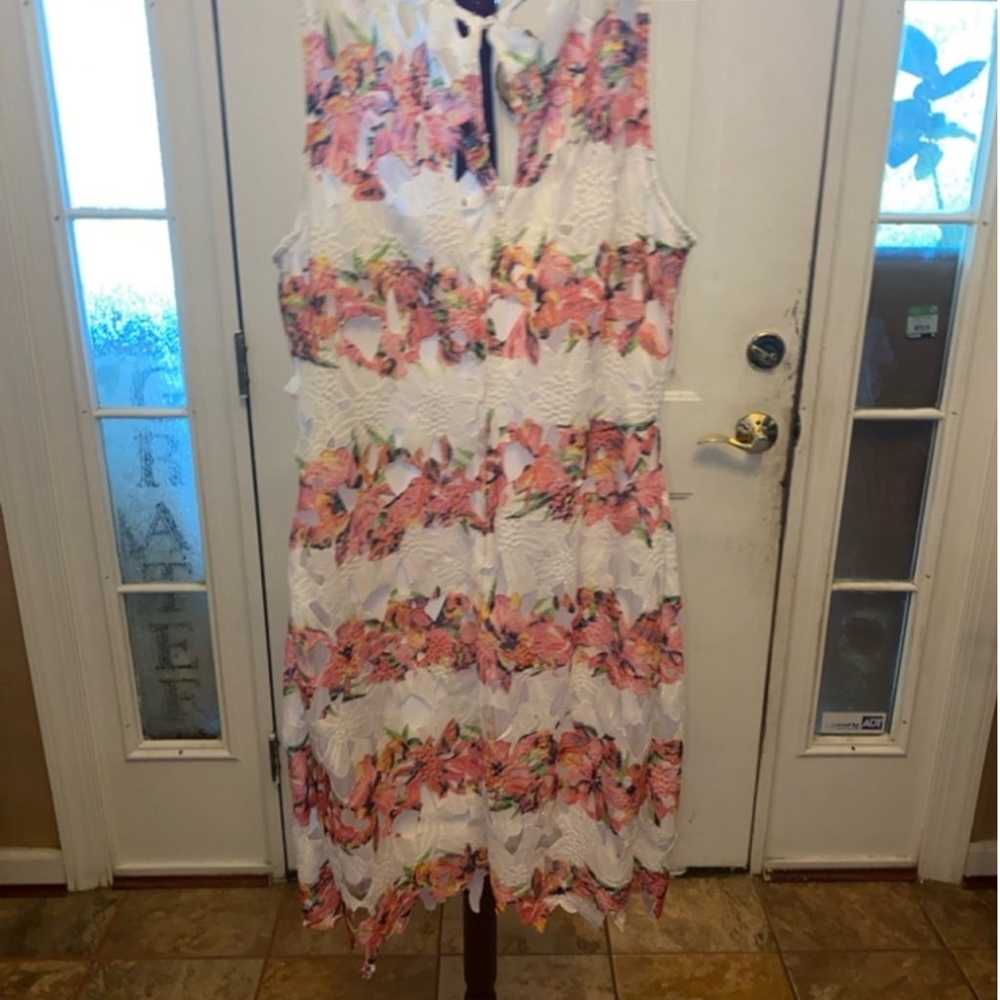 Women's Bisou Bisou Floral Dress Size 16 White Pi… - image 6