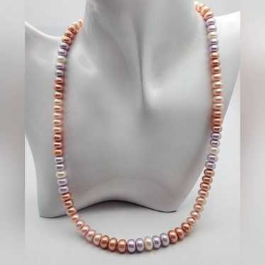 Pastel elegant tea time necklace‎ classy and femi… - image 1