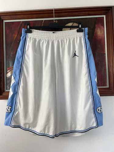 Vintage Nike Jordan North Carolina Shorts 00s Y2k 