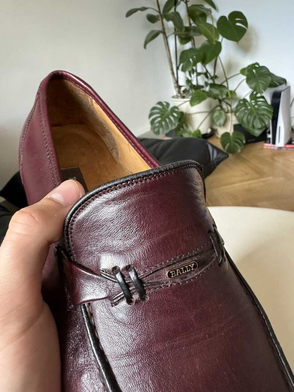 BALLY Maroon Classic Penny Loafers Leather High Q… - image 4