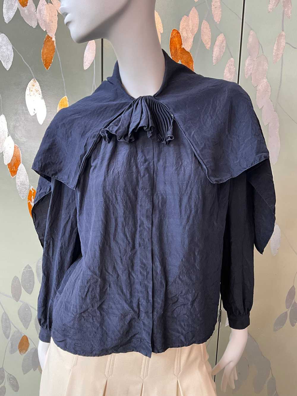 Vintage 1980s Valentino Navy Blue Silk Blouse wit… - image 1