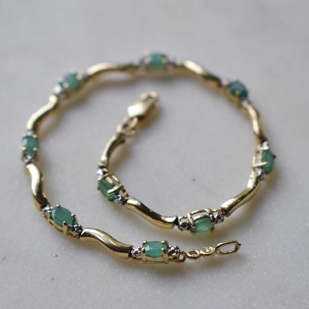 10K Gold Emerald and Diamond Bracelet - image 3