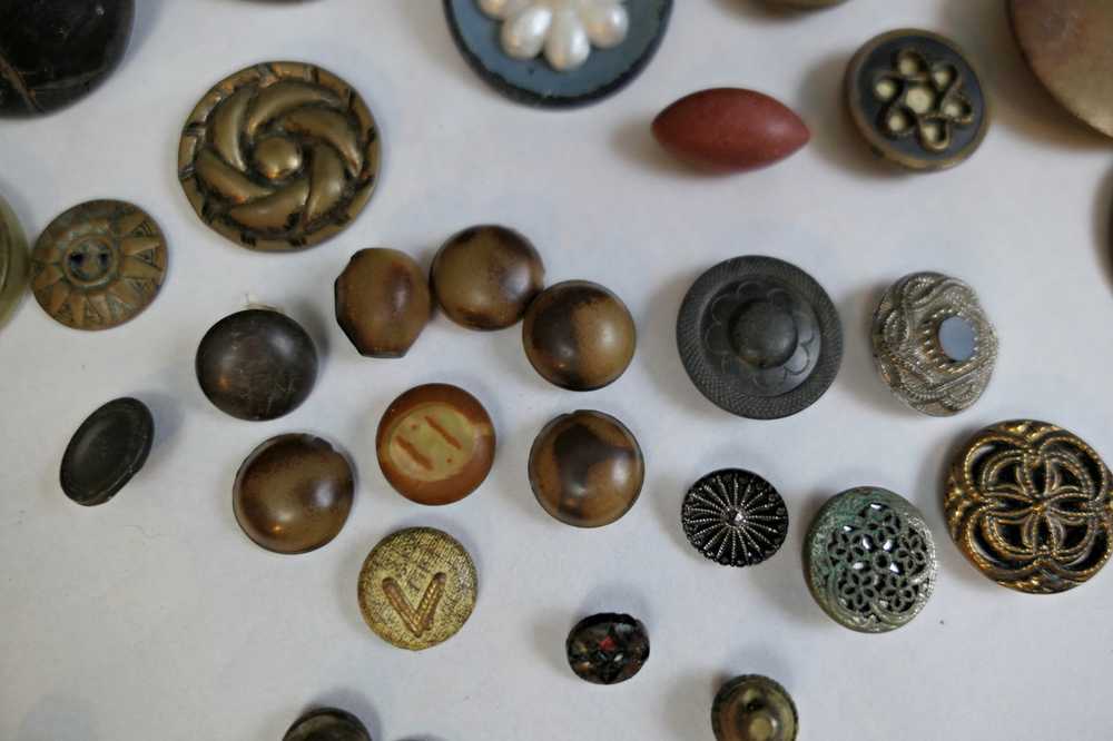 Vintage & Antique Buttons Lot Metal, Celluloid, p… - image 8