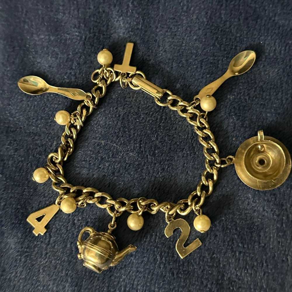 1950’s Vintage “T 4 2”Charm Bracelet Tea time Cha… - image 6