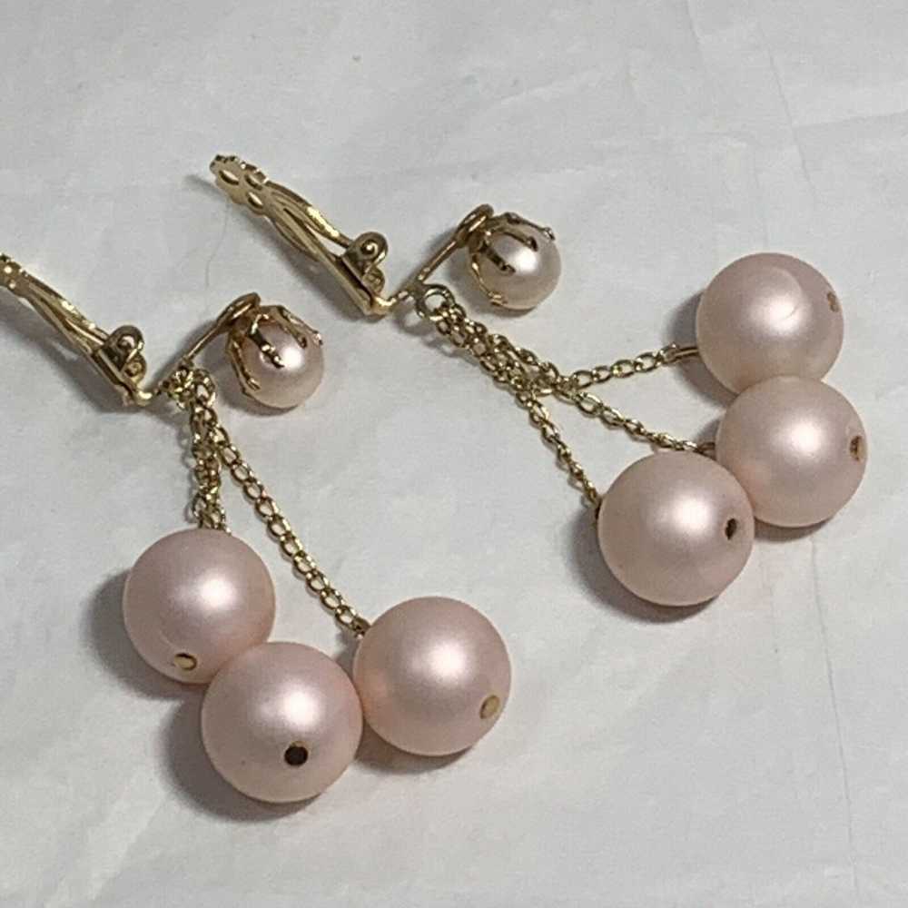 VINTAGE Pink Dangle Bead Ball Earrings Gold Tone … - image 1