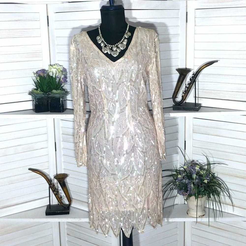 Vintage light pink shiny cream sequins beaded sil… - image 1