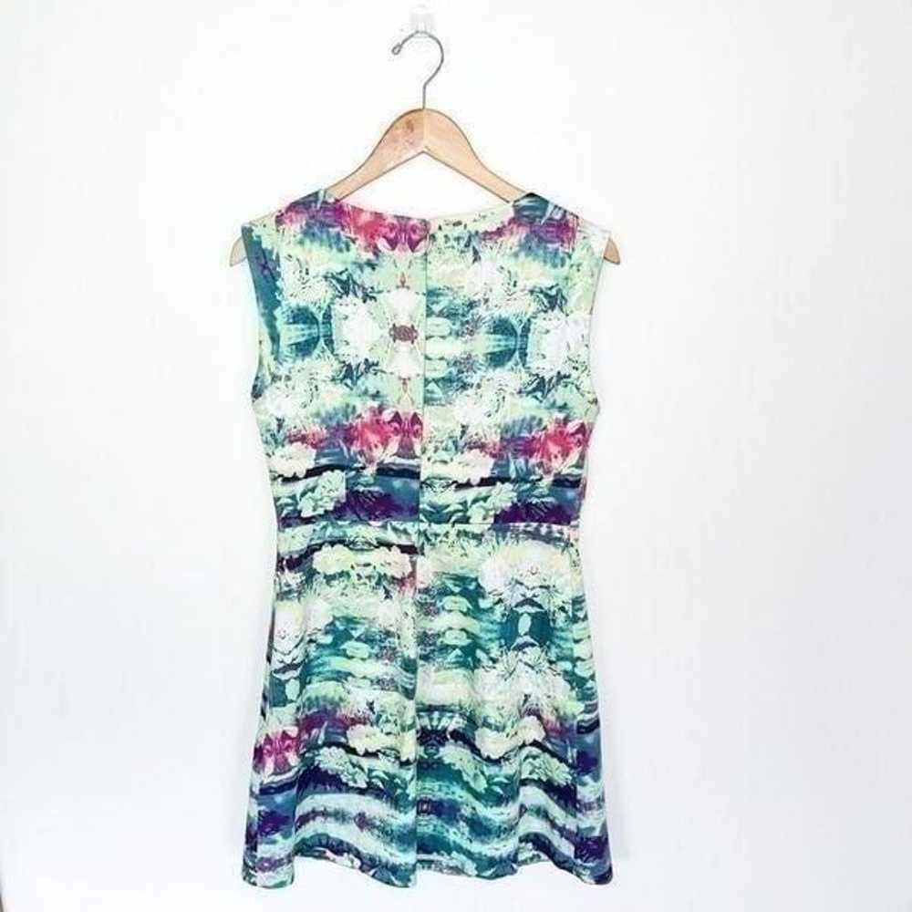 Reiss Women’s Green Watercolor Floral Sleeveless … - image 3