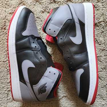 Jordan Brand Air Jordan 1 Mid Bred Shadow Brand N… - image 1