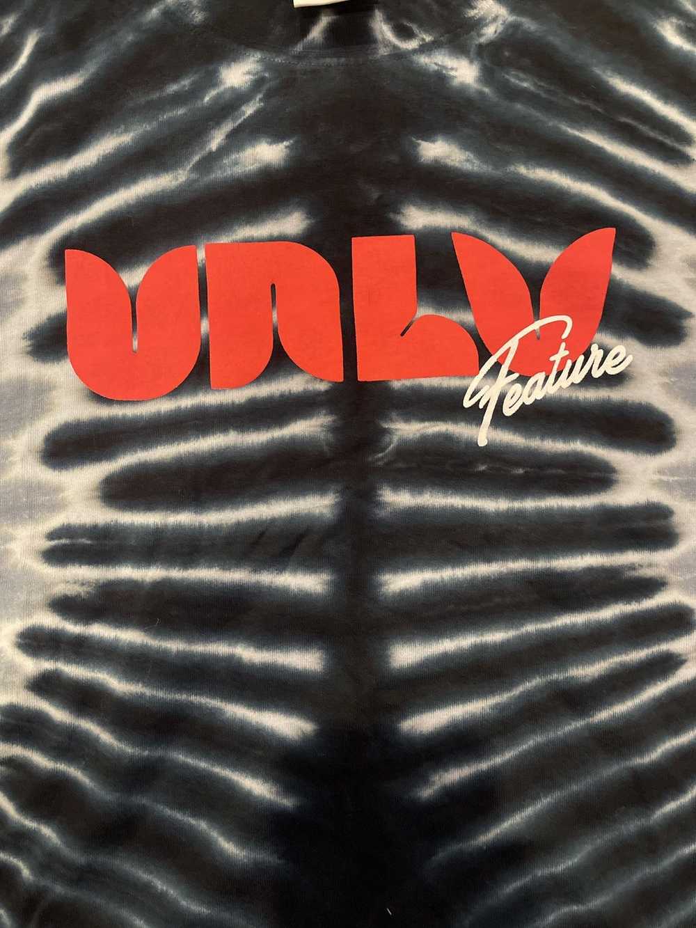 Feature Feature x UNLV PSA TEE - image 2