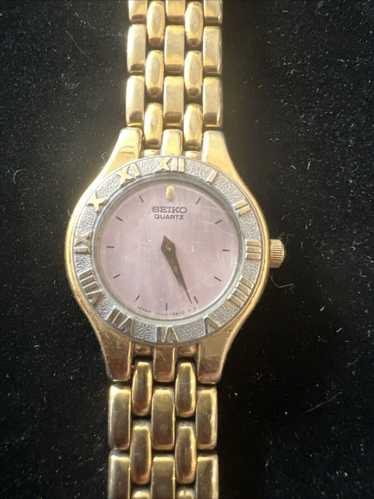 Seiko Vintage Seiko Ladies Quartz Watch Pink Face 