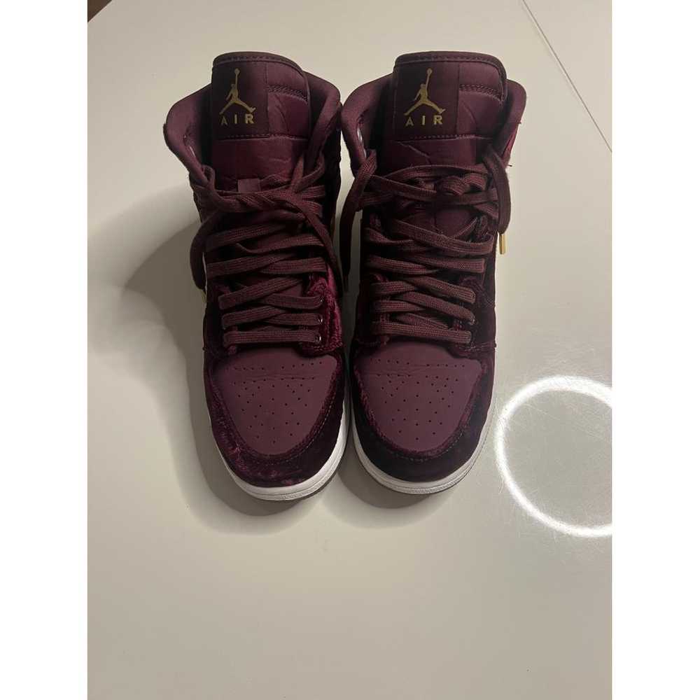 Jordan Air Jordan 1 velvet trainers - image 2