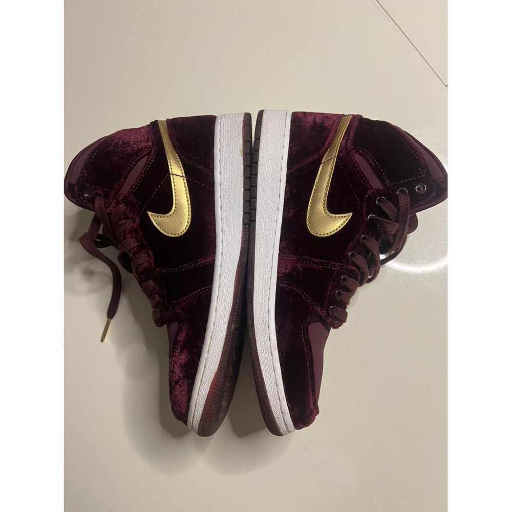 Jordan Air Jordan 1 velvet trainers - image 4