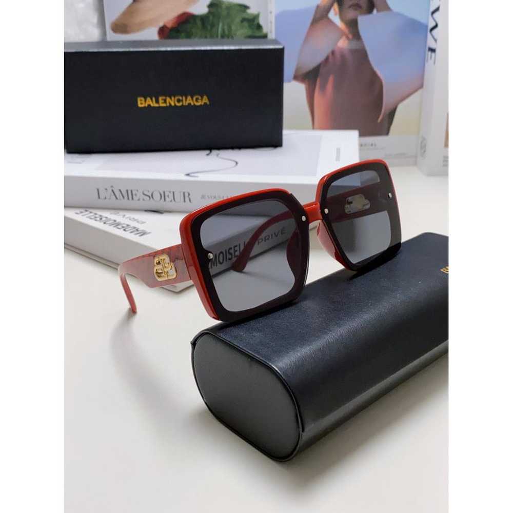 Balenciaga Oversized sunglasses - image 3