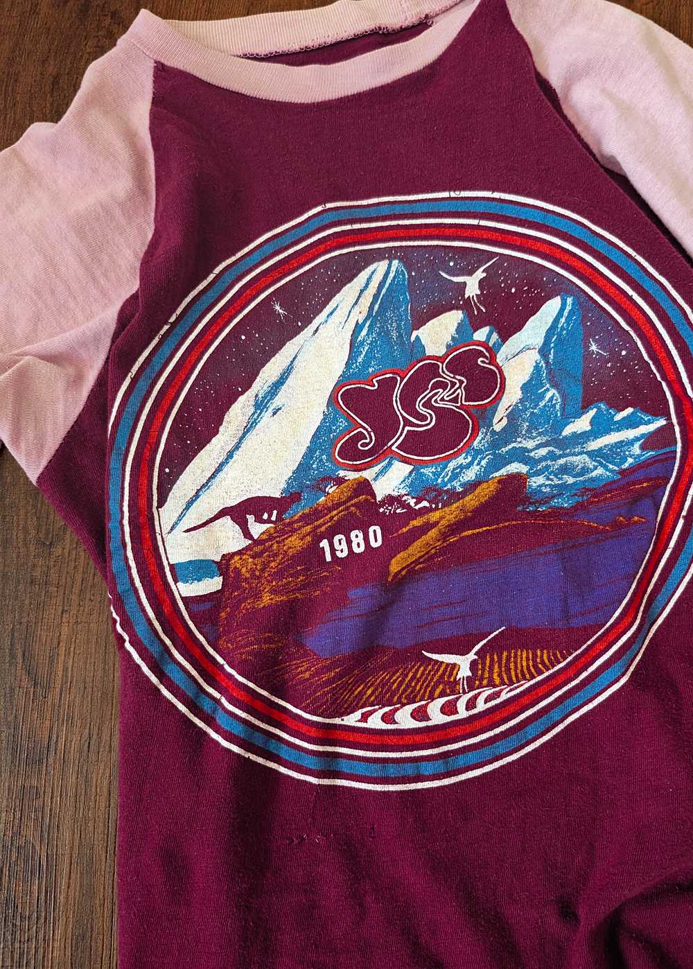 Vintage Yes Live Tour 1980 Raglan Tee - image 6