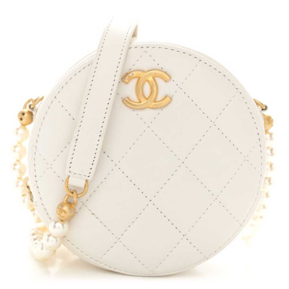 CHANEL Calfskin Quilted Pearl Round Clutch With C… - image 1