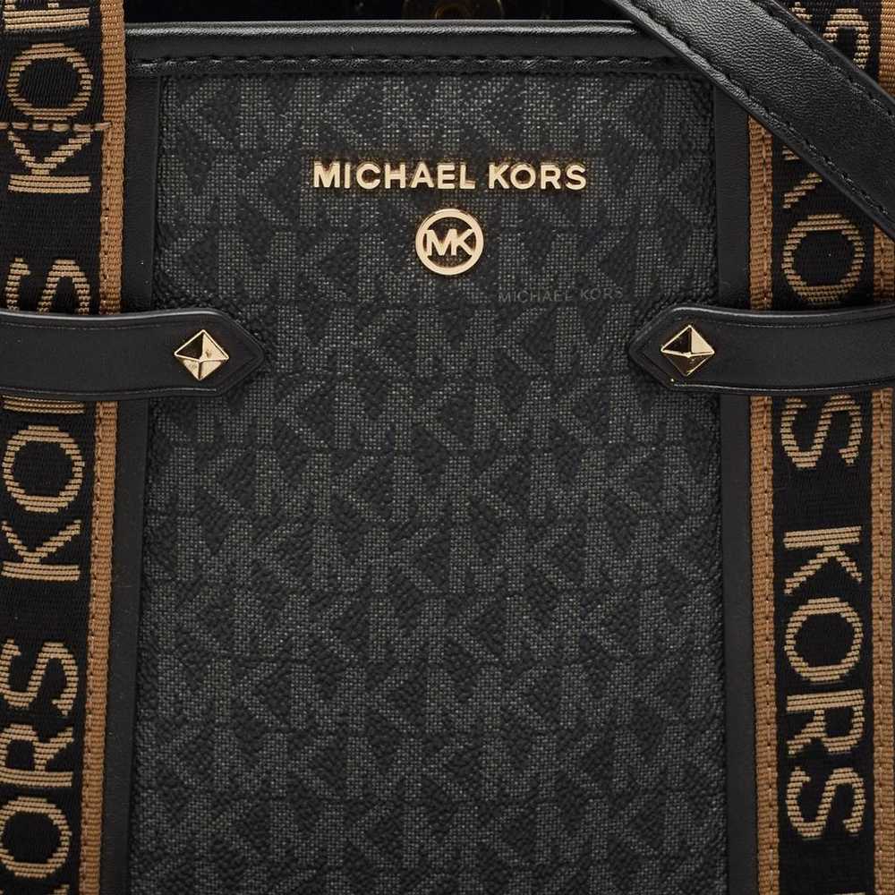 Michael Kors Leather tote - image 4