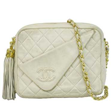 Chanel Matelassé White Leather Shoulder Bag (Pre-O