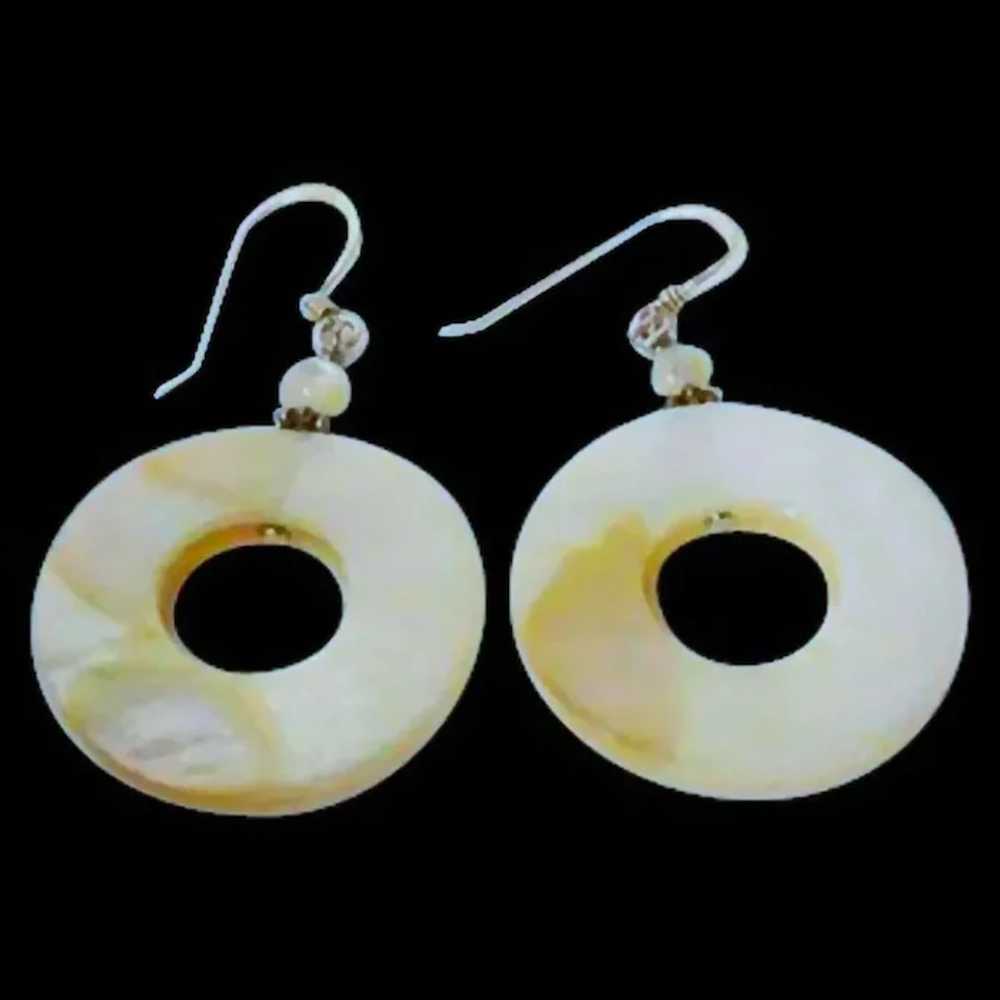 Vintage Mother of Pearl Disk Drop Earrings – Pier… - image 3