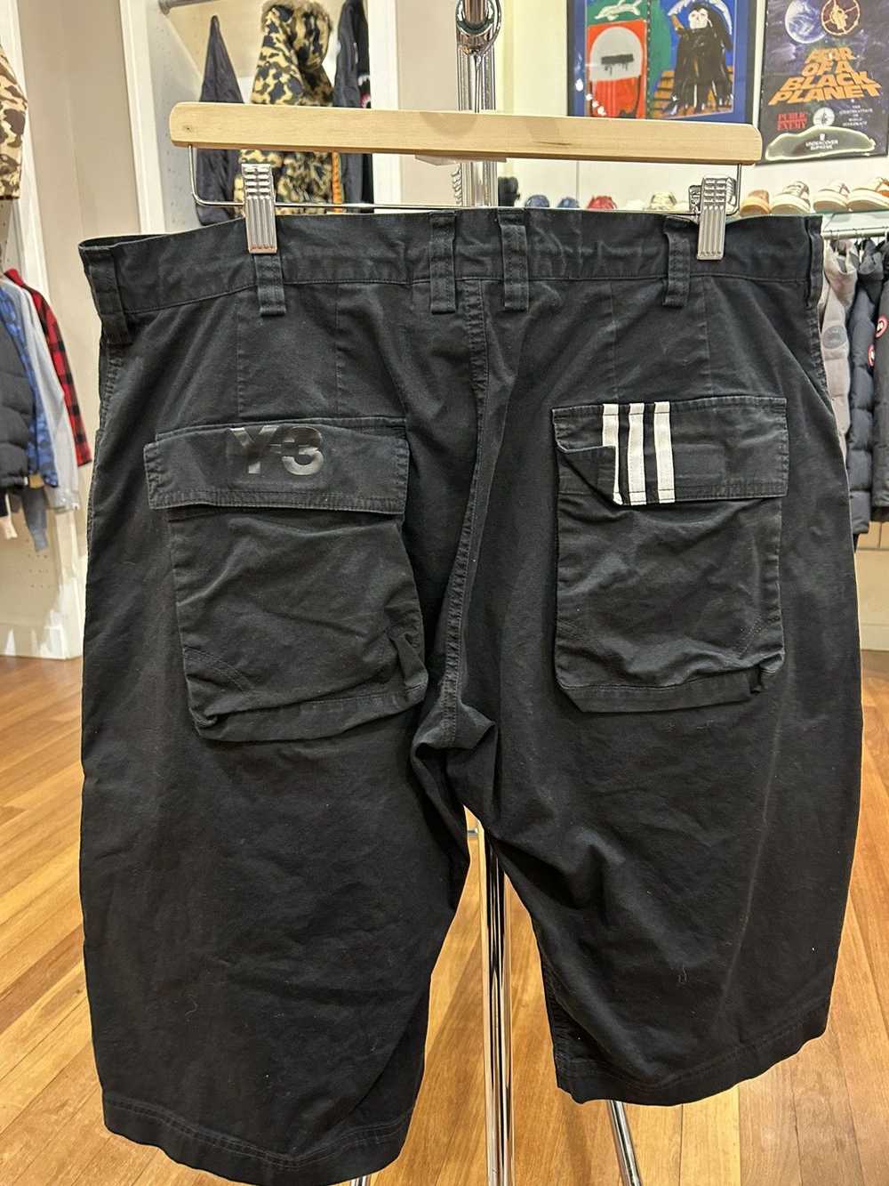 Y-3 × Yohji Yamamoto Y3 Yoji Yamamoto Cargo Shorts - image 2