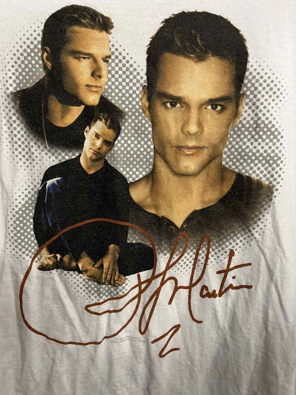 Wonderland VTG Young Ricky Martin T-shirt 1999 Ba… - image 2