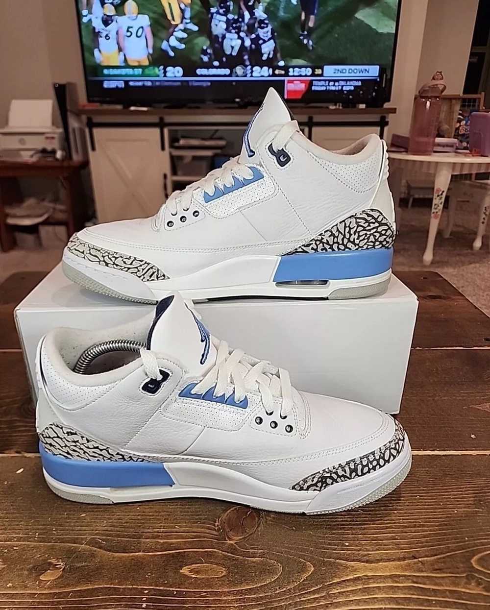 Jordan Brand × Nike Jordan 3 UNC - image 2