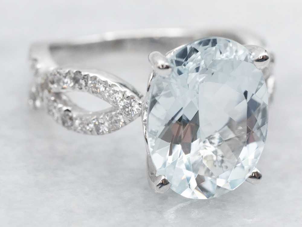 Modern Aquamarine and Looping Diamond Cocktail Ri… - image 1