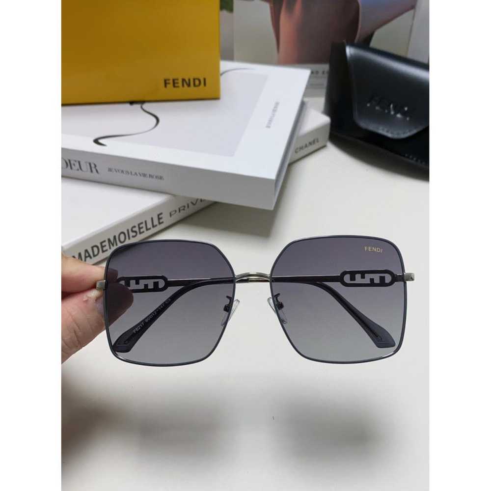 Fendi Oversized sunglasses - image 4