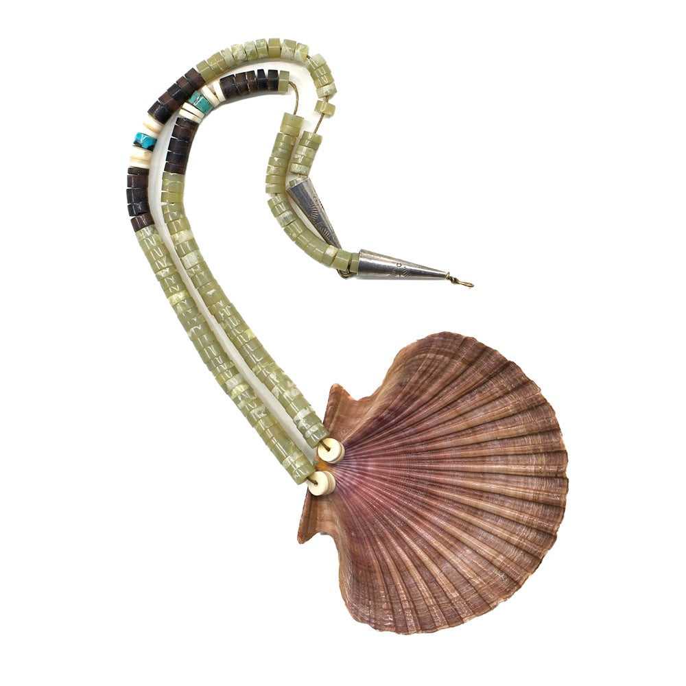 Santo Domingo Shell Necklace - image 3