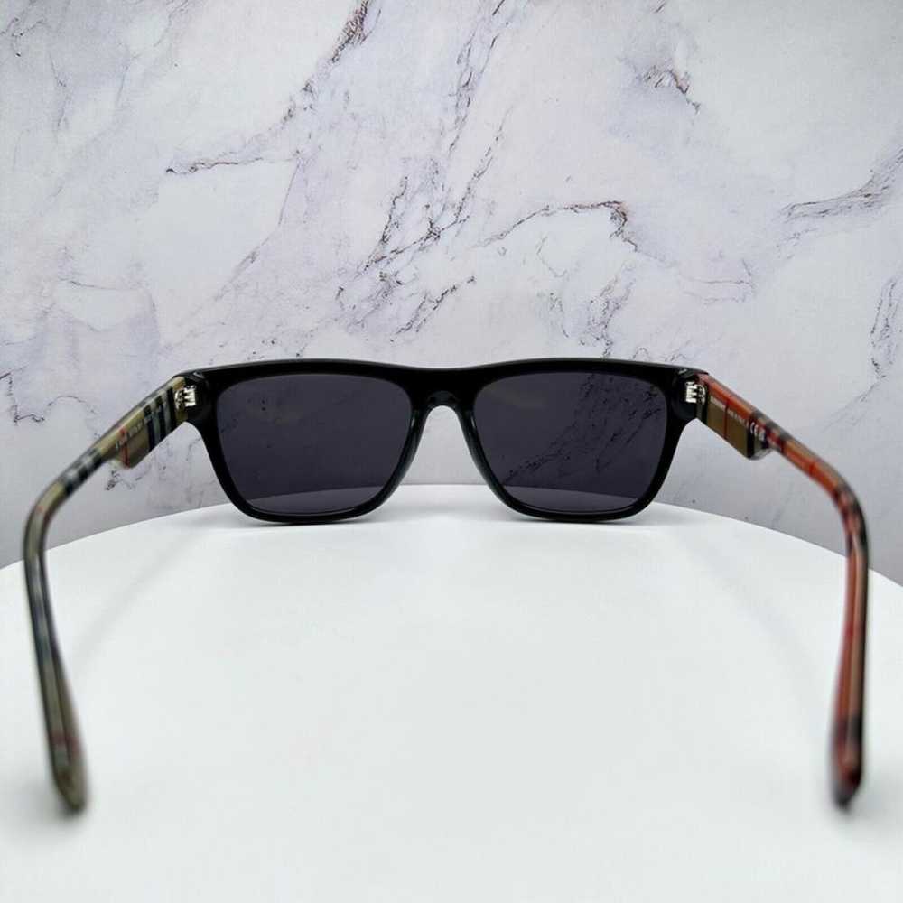 Burberry Sunglasses - image 11