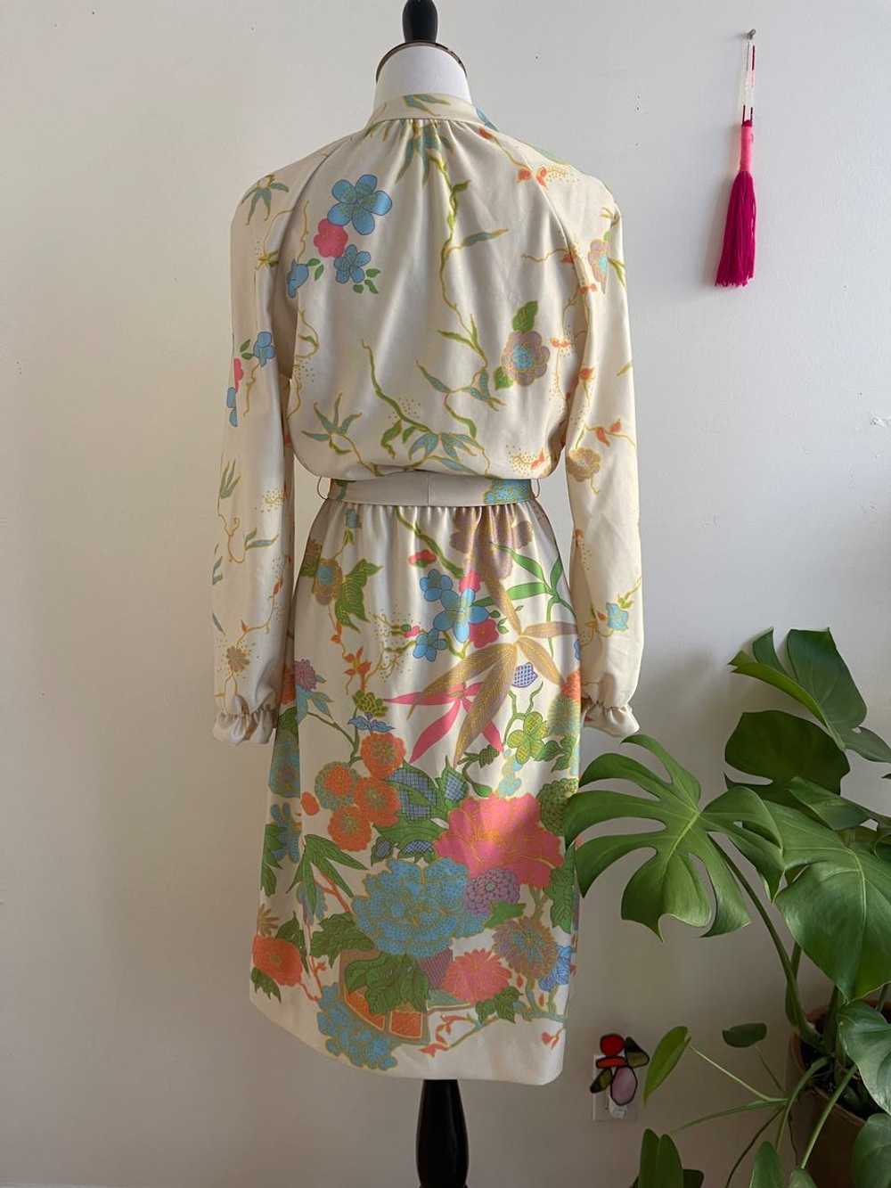 Leslie Fay vintage 60s Psychedelic Floral Dress… - image 3