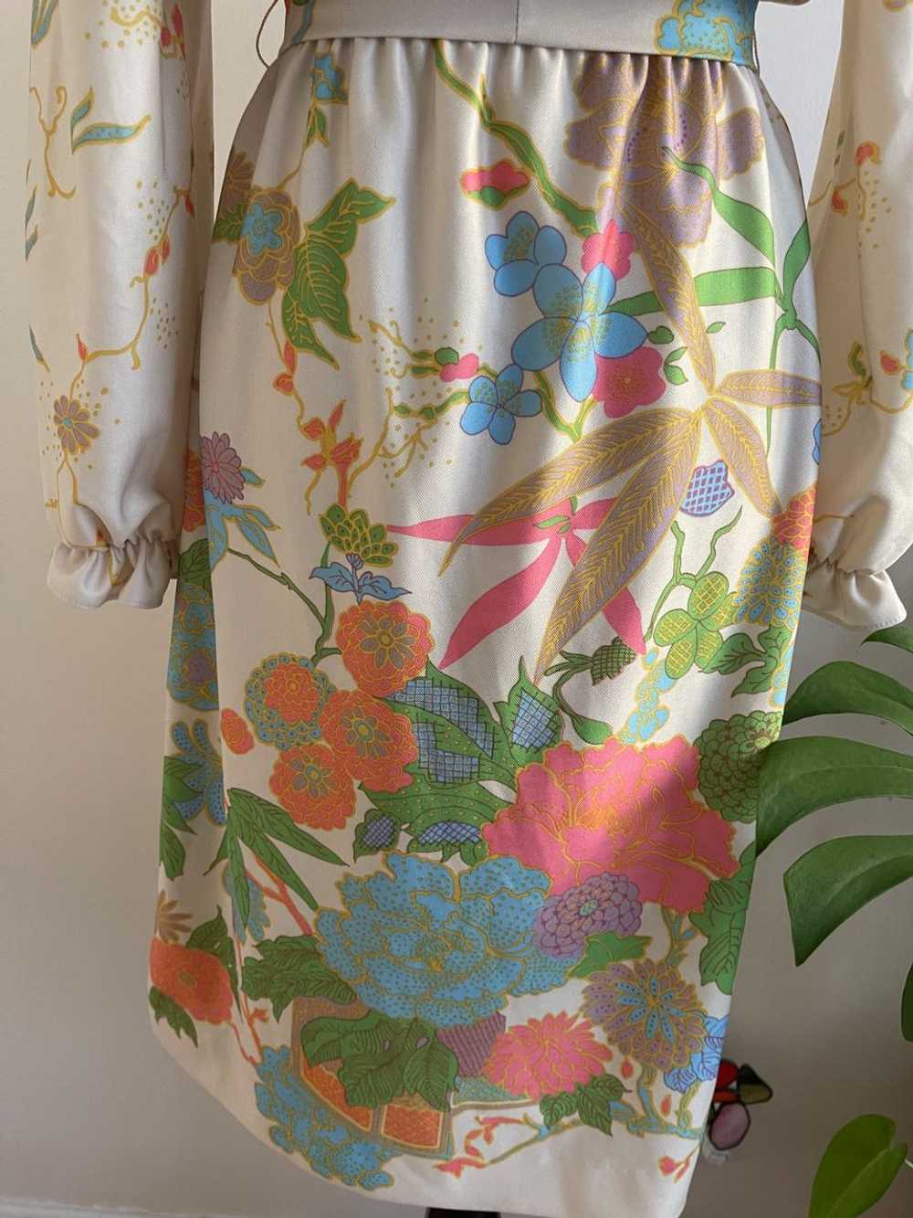 Leslie Fay vintage 60s Psychedelic Floral Dress… - image 6