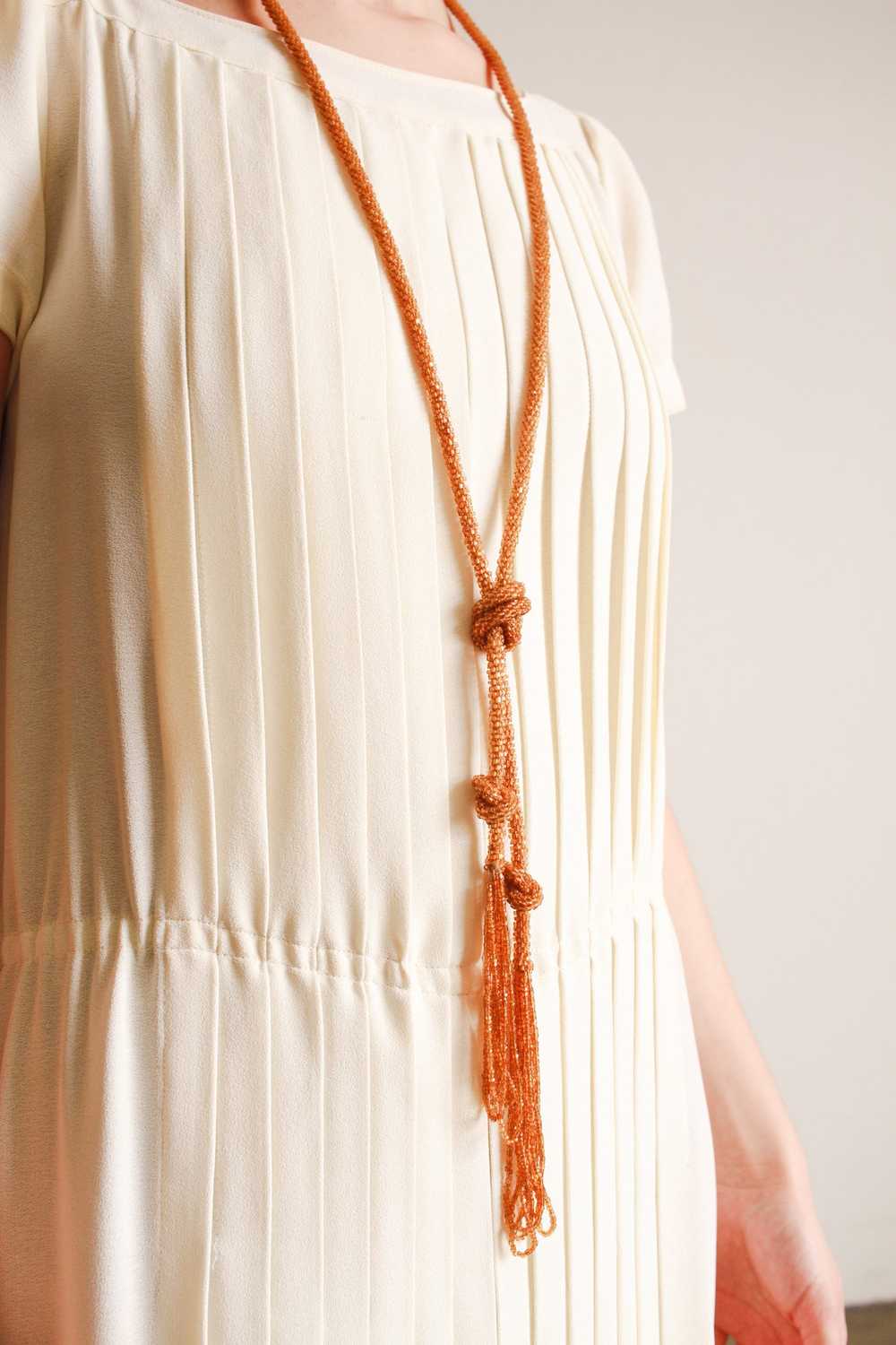 1920s Marigold Glass Beaded Necklace - image 3