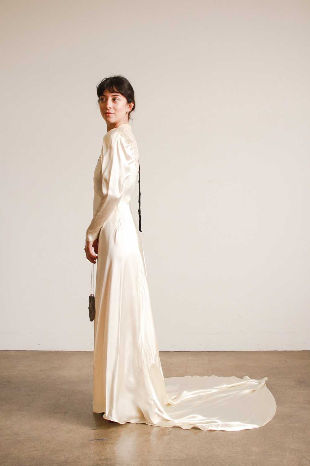 1930s Ivory Liquid Satin Lace Yolk Wedding Gown - image 7