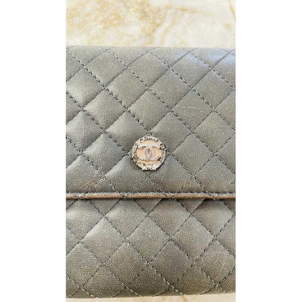 Chanel Leather purse - image 2