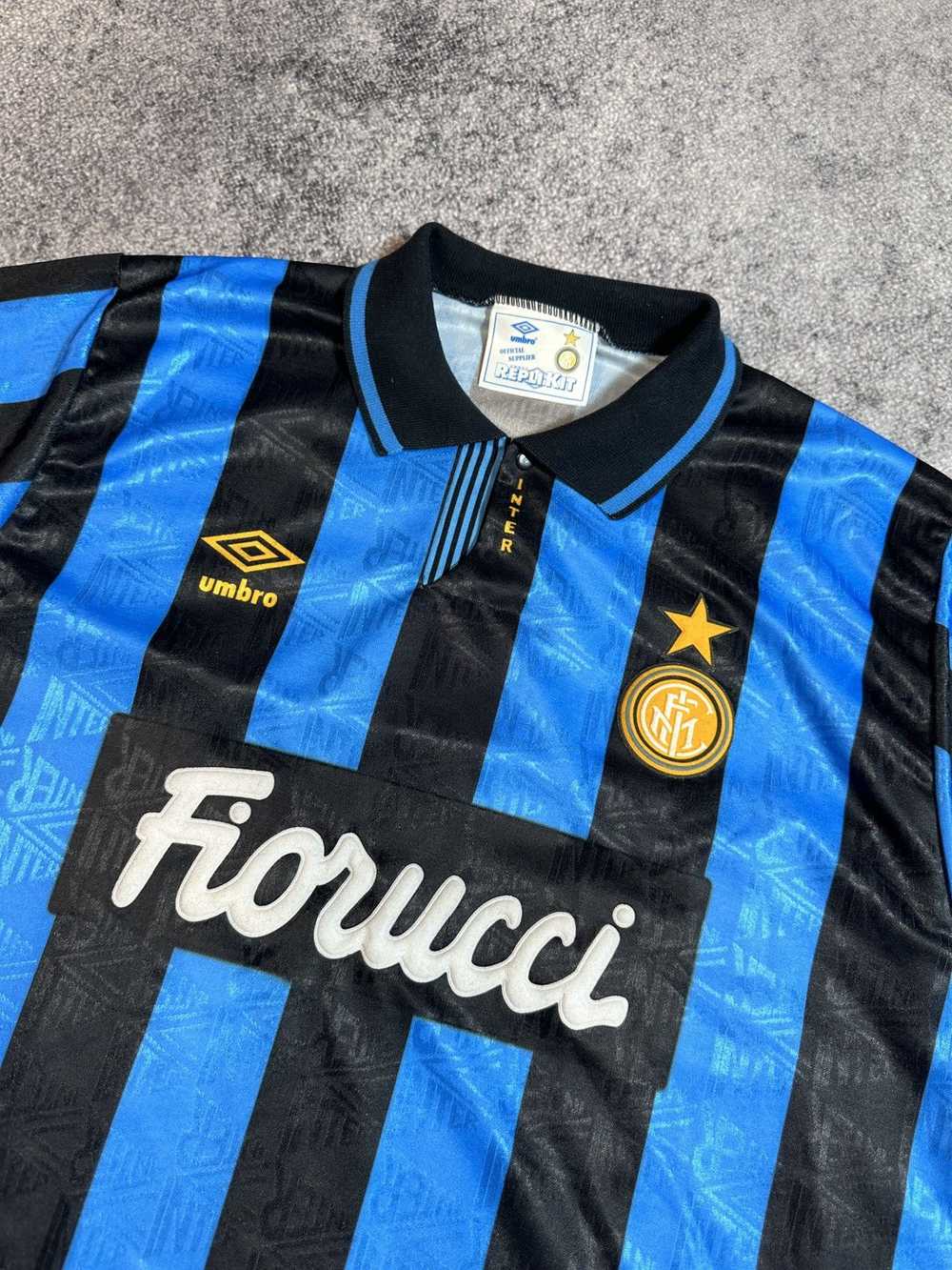 Soccer Jersey × Umbro × Vintage Vintage Inter Umb… - image 3