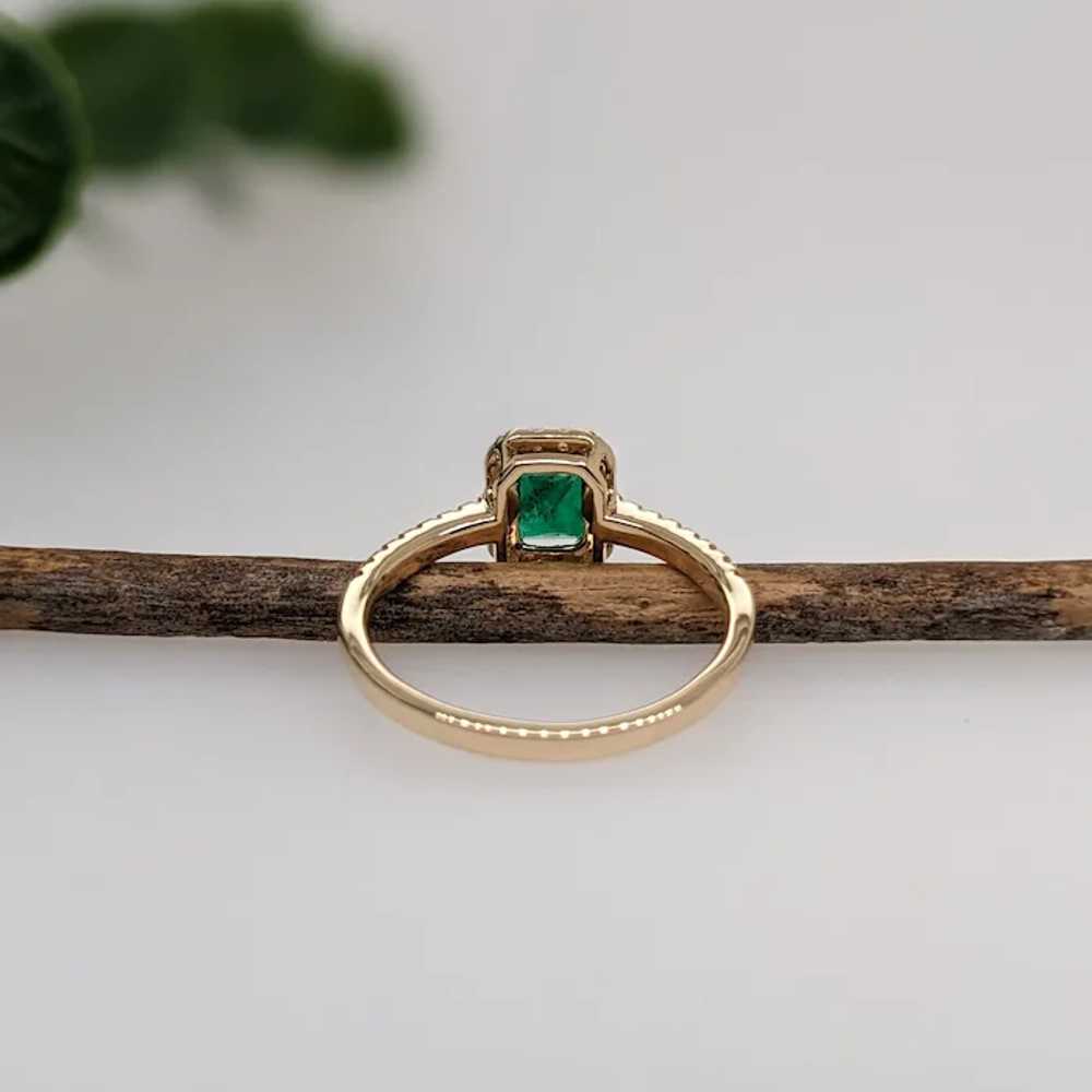 Colombian Emerald Ring w Earth Mined Diamonds in … - image 6