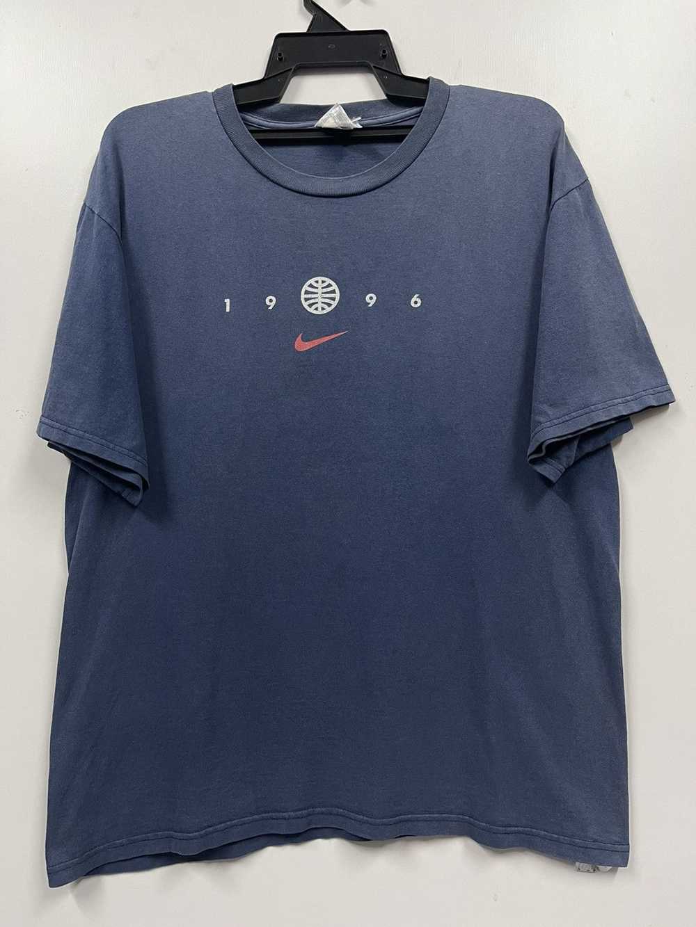 Nike × Vintage Vintage 1996 Nike Court Big Logo F… - image 3