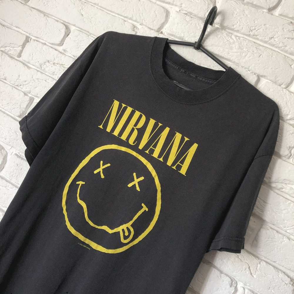 Band Tees × Nirvana × Vintage Nirvana 1992 Smile … - image 3