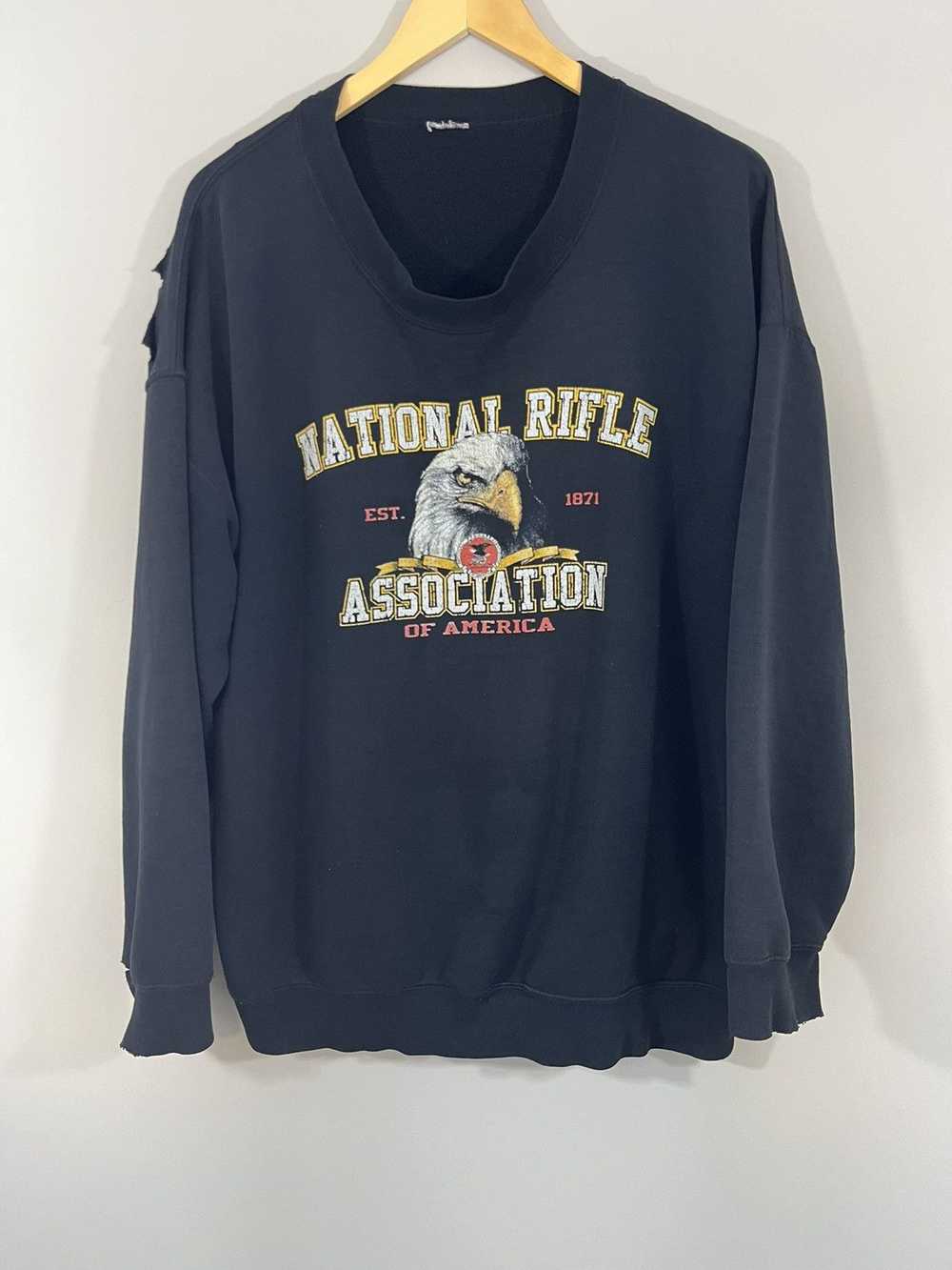 Vintage Thrashed Faded NRA Rifle Association Over… - image 2